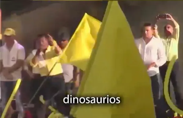 Fotograma del clip: «dinosaurios»